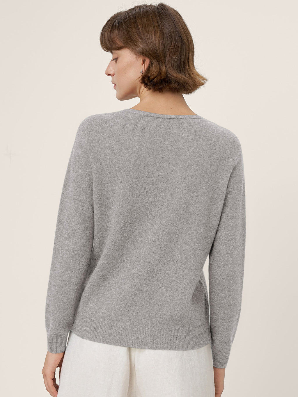 Premium Cashmere Blend Hand-Finished Seamless V-Neck Sweater SURI